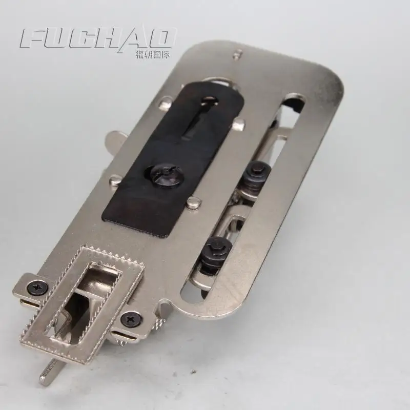 YS-4455 Sewing Machine Presser Foot Catcher Industrial Keyhole Device