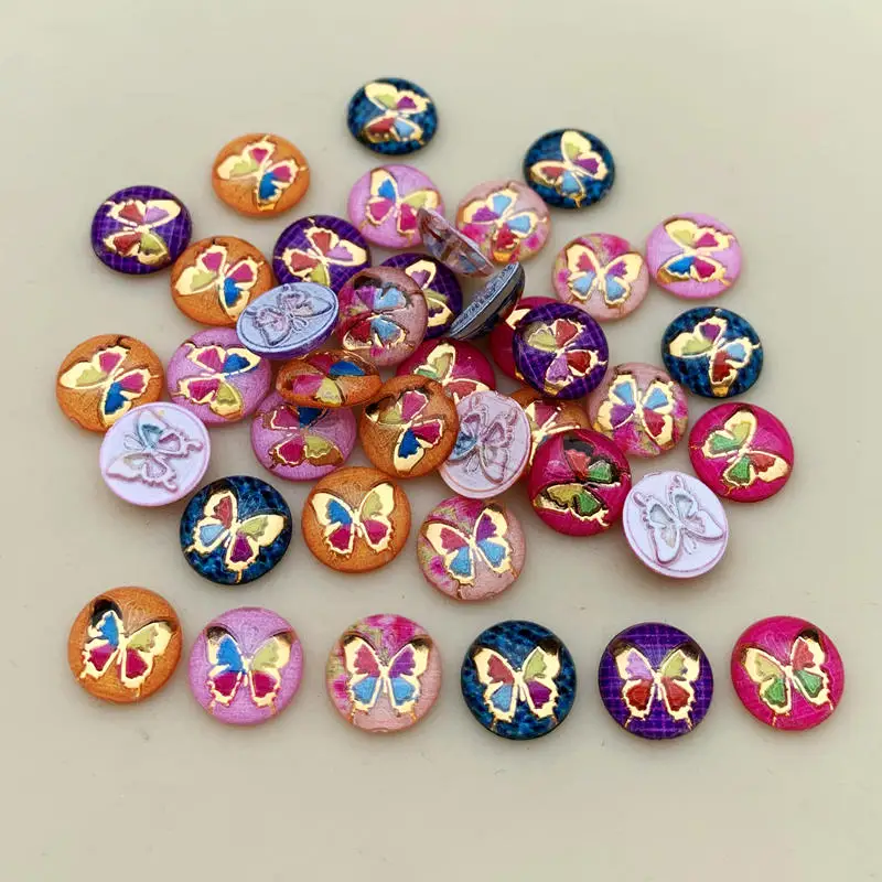 80pcs 10 millimetri Farfalla Colorata e Rotondo di Flatback Con Strass applique pietre e cristalli Cabochon Pulsante di nozze FAI DA TE-B31