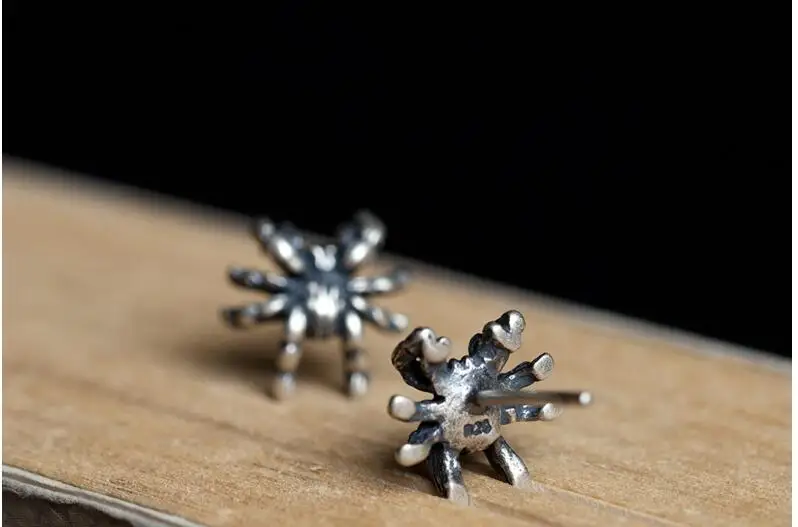 Personality Punk Style Solid 925 Sterling Silver Stud Earrings Spider Earrings For Girl Boy Vintage Animal Jewelry Allergy Free