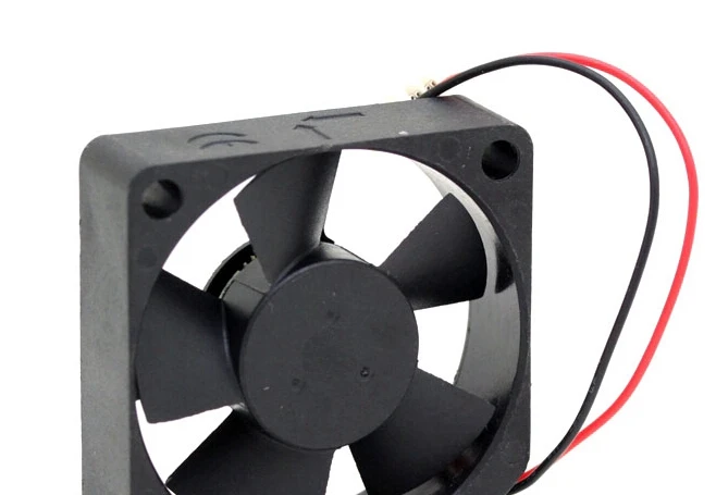 

MC35101V2-0000-A99 DC12V 0.58W 3510 35*35*10mm 2 lines ultra quiet fan