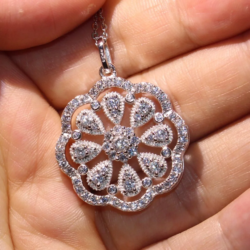 New Arrival Cool Flower Pendant  Luxury Jewelry 925 Silver Fill Full Pave AAA Cubic Zirconia Micro CZ Lucky Necklace for Women