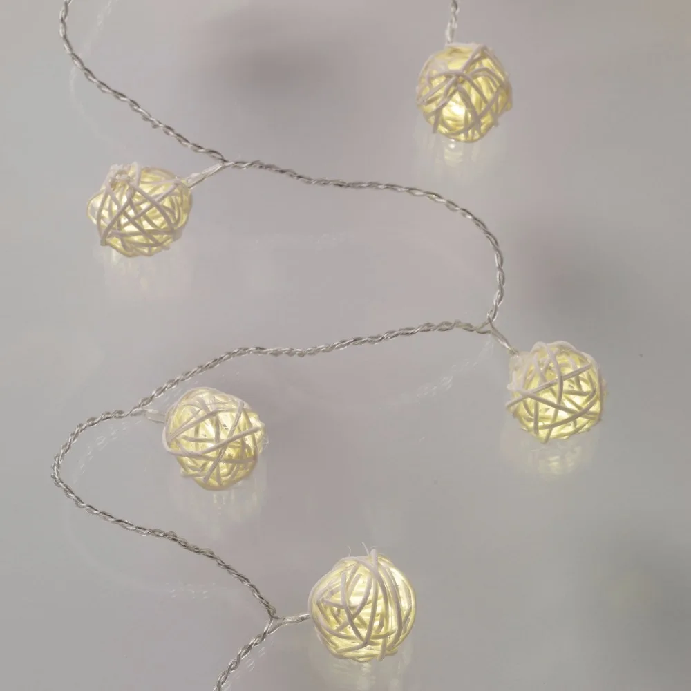 White Rattan Ball LED String Lighting Battery Operated Christmas Light For Wedding Party Home Garland Table Decoration