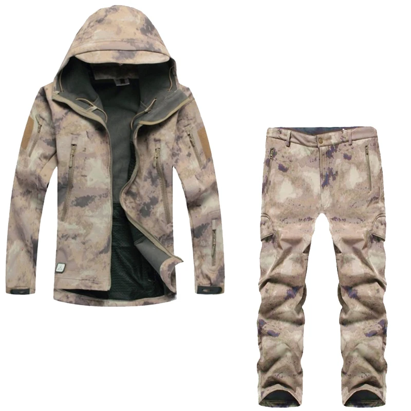 Men Tacitical uniform, winter thermal fleece tactical clothes Outdoor Hiking Training Set