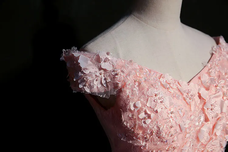 3d bloem snijden roze kant borduurwerk kralen baljurk lange jurk Middeleeuwse kleding Renaissance gown royal jurk Victoria jurk