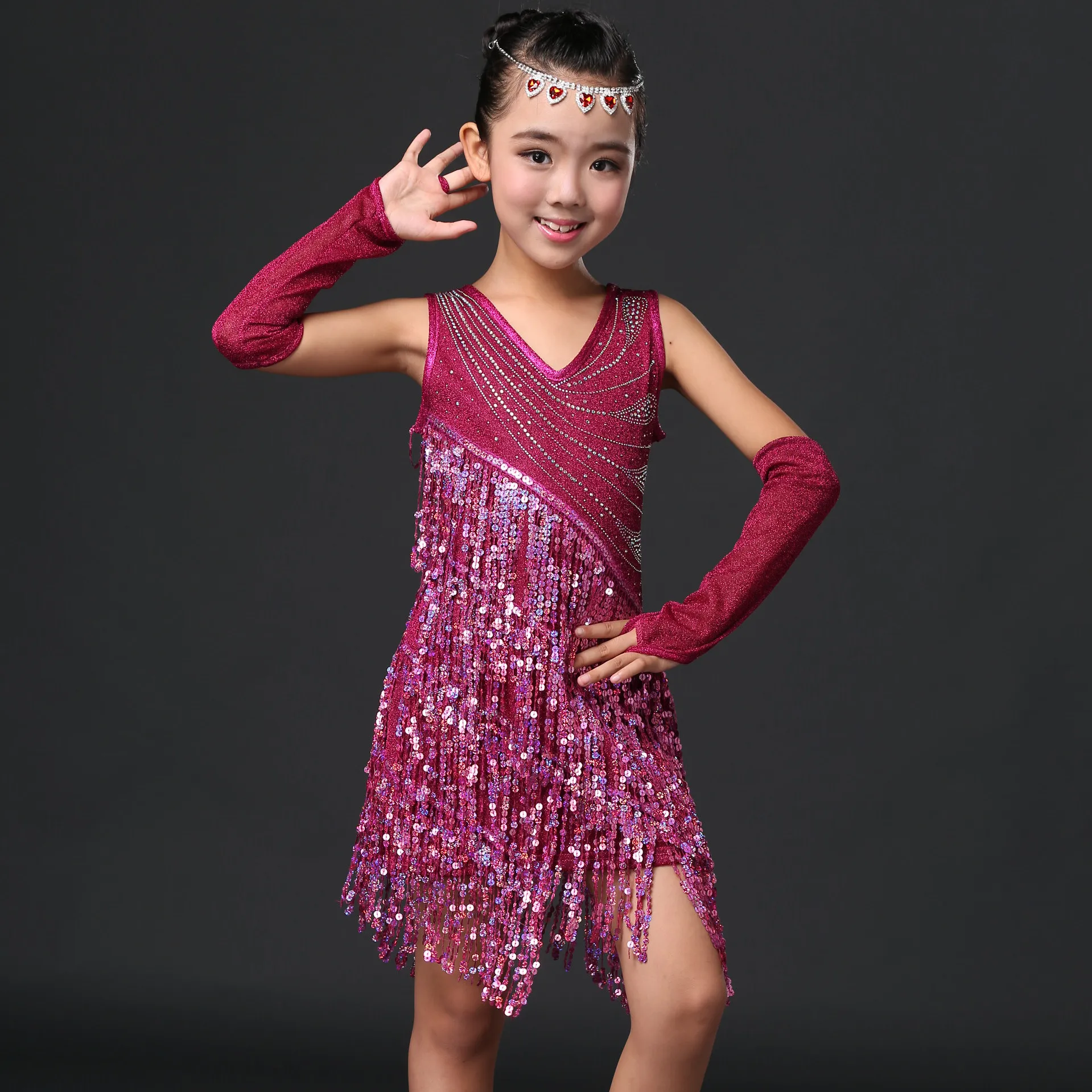 Abito da ballo latino per ragazze per abiti da prestazione Satge concorso per bambini abbigliamento da festa Dancewear gonna con frange valzer Tango