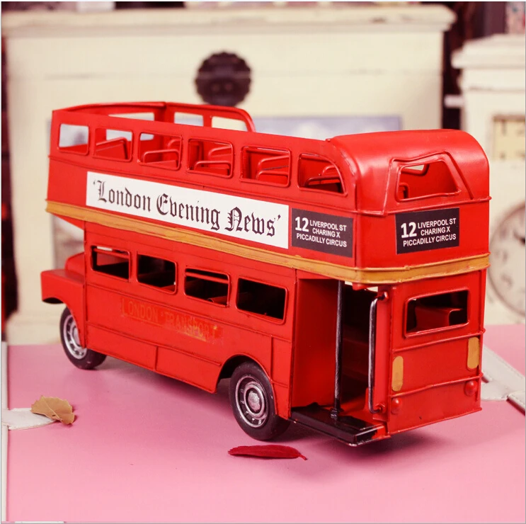 D creative Home Furnishing European Vintage bus model of the American study the living room decoration decoration tin desktop