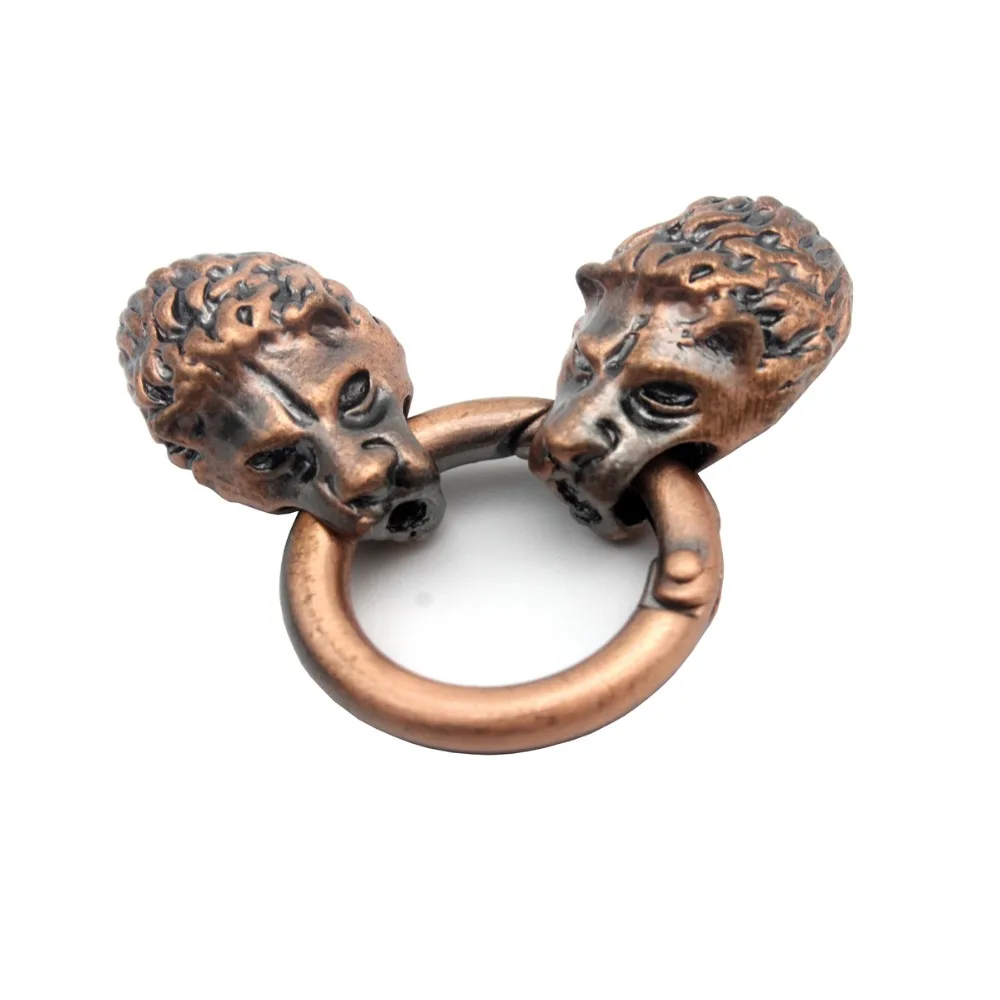 Zapięcie wilka Aaazee, dwie głowy wilków gryzące pierścień, antyczne czerwona miedź, otwór 9mm