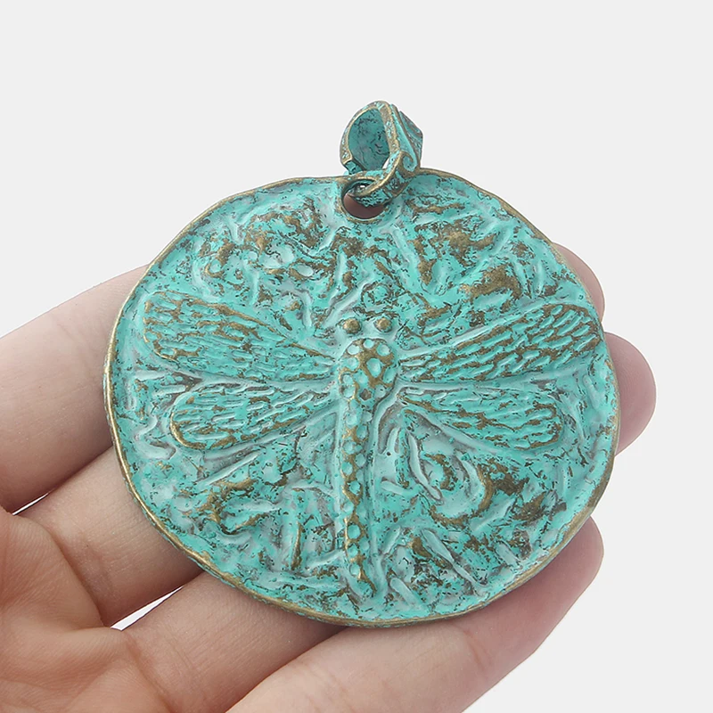 2 sztuk duży antyczny grecki brązowy 58*62mm okrągłe tłoczone ważka Charms wisiorek dla naszyjnik ocena biżuteria Making