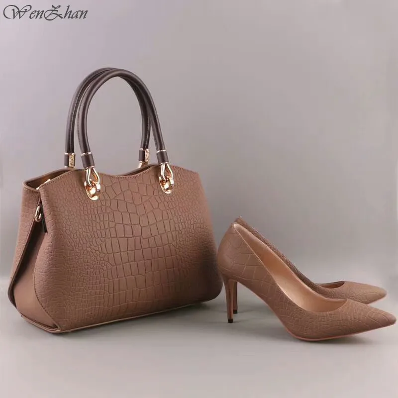 Top Grade Leather Woman Soft Shoes And Hand Bag Set Nice Style High Heels Shoes And Bag Set Size 36-43 High Quality