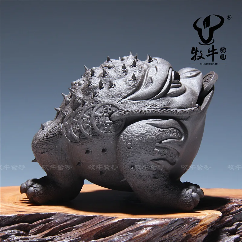 Yixing Yixing purple clay sculpture tea lucky pet toad ornaments store office high Home Furnishing mixed batch of special offer