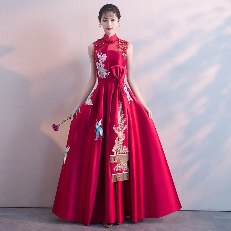 Embroidery Sexy Mandarin Collar Long Stage Show Cheongsam Dress Vestidos Chinos Oriental Qipao Evening Gowns Classic Party Dress