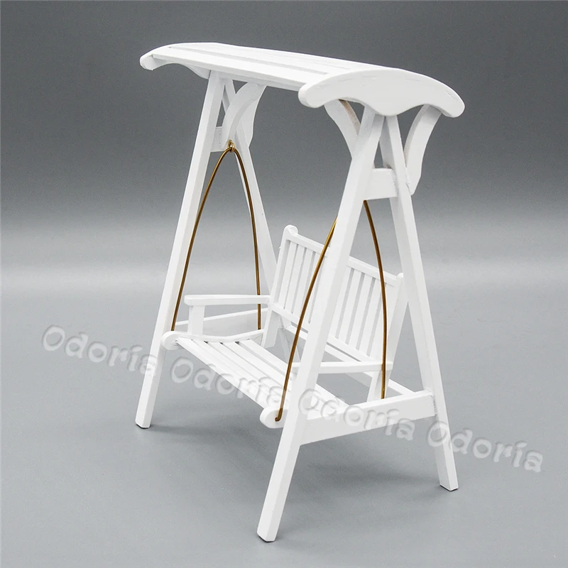 Odoria-Columpio de jardín en miniatura con Loveseat, muebles de madera blanca para exteriores, accesorios para casa de muñecas, decoración para casa de muñecas, 1:12