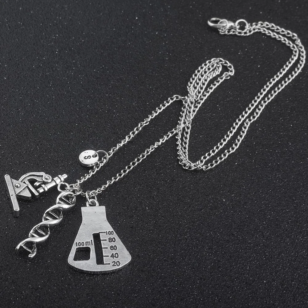 RJ New Creative Conical Flask Chemical Molecular DNA Microscope Pendant Necklace Chemical Biological Experimental Tool Necklaces