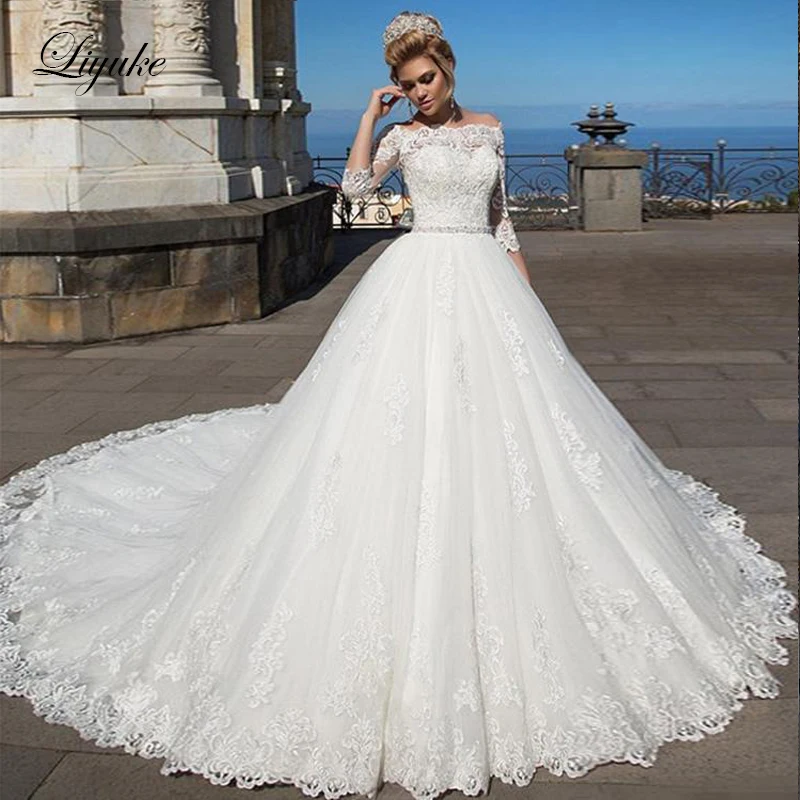 Liyuke Glamorous Boat Neck Ball Gown Wedding Dress Beauty Appliques Court Train Off The Shoulder SleeveBridal Dress