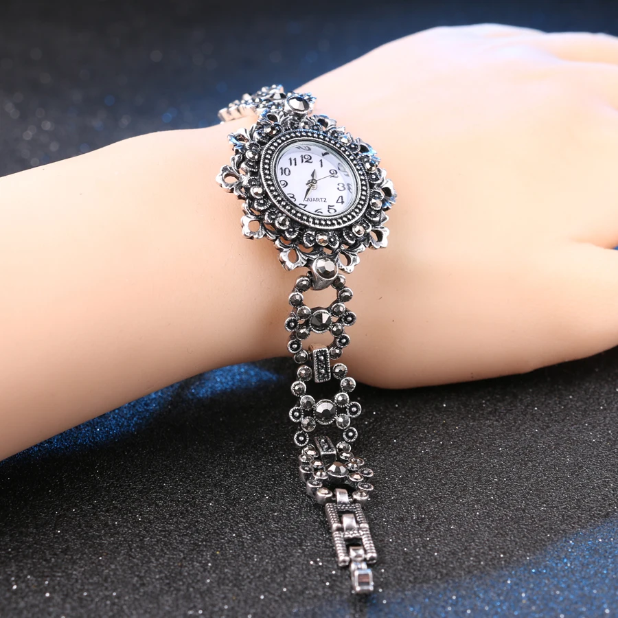 Wbmqda 2018 New Arrivals Vintage Silver Plated Hollow Floral Crystal Metal Watch Bracelets For Women Fashion Jewelry