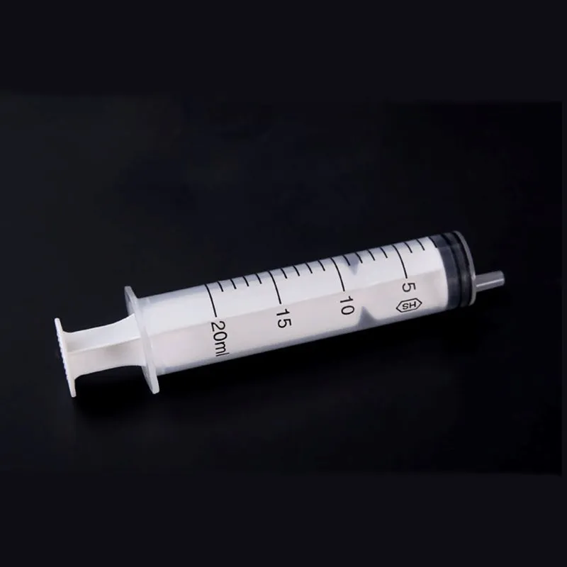 50 pcs 20 ml Syringes Plastic Sterile Syringe With Pointed Tip Needle And Storage Cap For Feeding child or pet