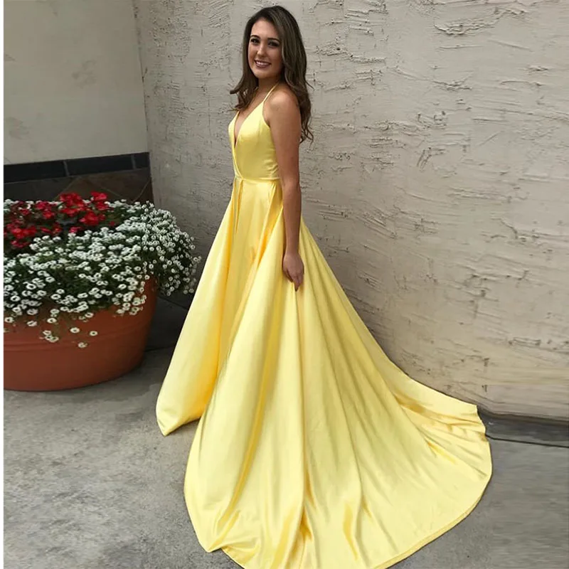 Vestido de satén amarillo con cuello Halter, prenda de fiesta elegante con tirantes finos, longitud hasta el suelo, cola de la campana, 2019