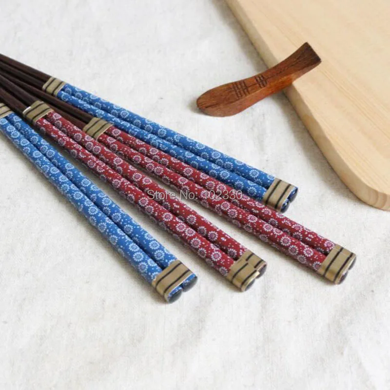 300 Pairs Japan Style Natural Wooden Sushi Chopsticks Pointed Red And Blue Decals Indonesia Ironwood Household Tableware