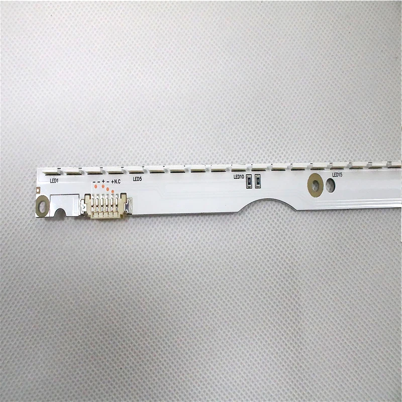 6V LED Backlight Strip 44 Lamp For 2012SVS32 7032NNB 2D V1GE-320SM0-R1 32NNB-7032LED-MCPCB UA32ES5500 UE32ES6557 UE32ES6307