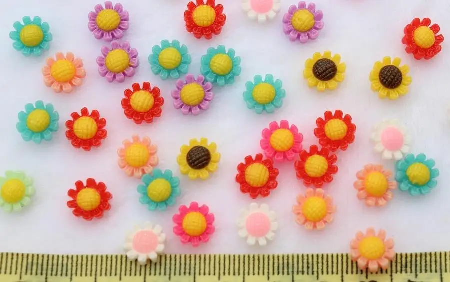 

300pcs Resin Daisy Flower Cabochons 11mm - Cell phone decor, hair accessory supply, embellishment, DIY project supply