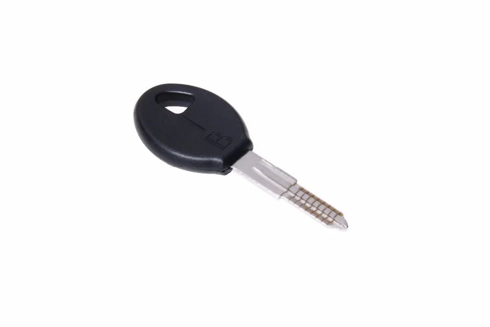 2pcs/lot HY15 Engraved Line Key for Nissan A32 Transponder Key