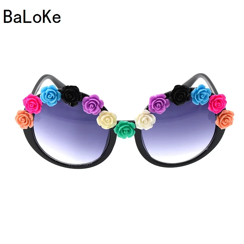 

Baroque Sunglasses Women Fashion Black Full Flowers Retro Rose Flowers Round Glasses Brand Designer Casual Sunglasses