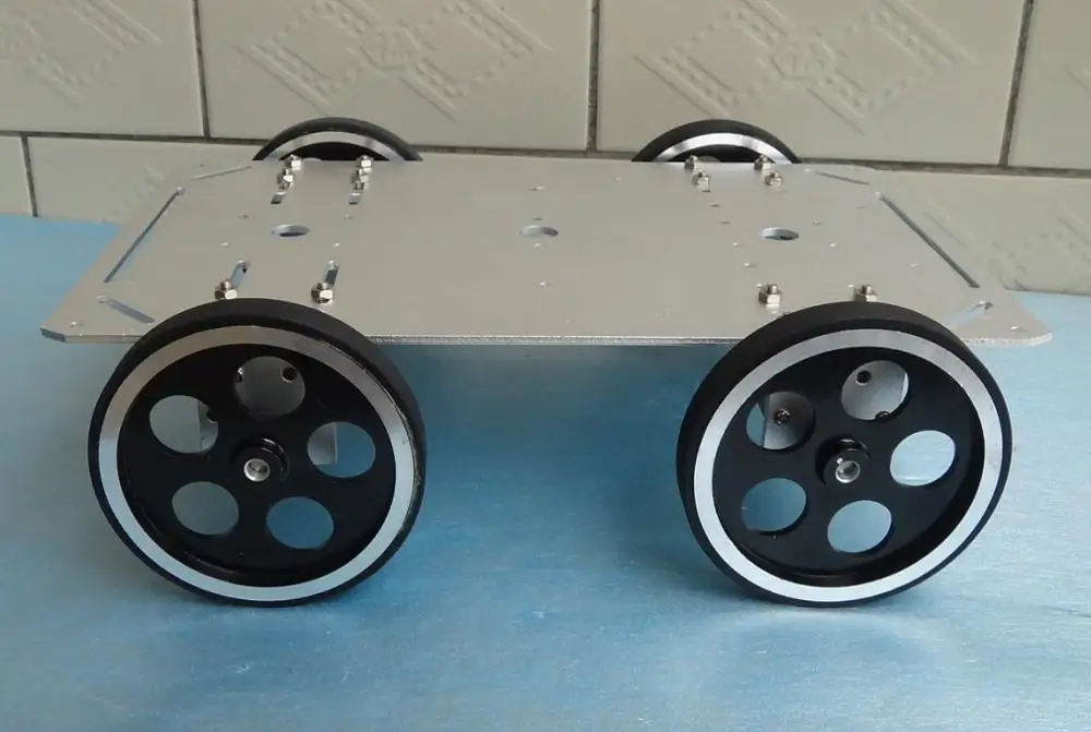 Metal 4wd Car Chassis with Metal Panel, 4 DC motor, Aluminum Alloy Metal Wheel, for Arduino DIY Moving Platform