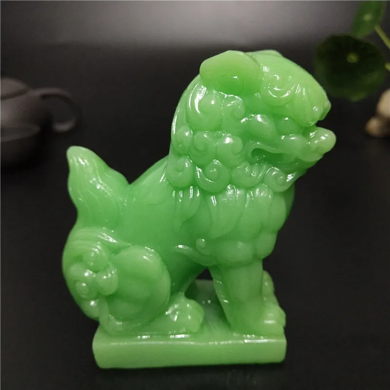2 Pcs Glowing Chinese Lions Statue Fu Foo Dogs Sculptures Figurine Luminous Man-made Jade Stone Decoration Statues For Home