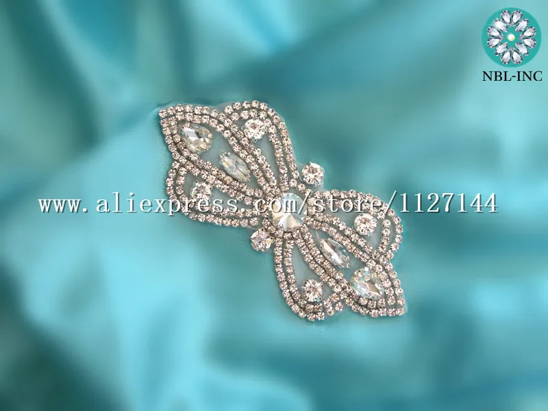 (30PCS )Wholesale bridal hand beaded sewing crystal rhinestone applique patch iron on for dresses WDD0743