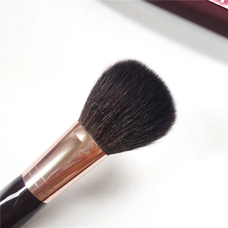 The Bronzer Makeup Brush - Squirrel & Goat Hair Mix Powder Finish Beauty Cosmetics Blender Tool Applicatior