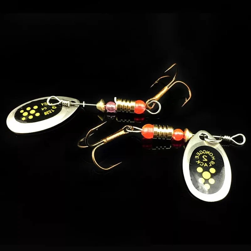 1pcs Metal Sequin 6cm 2.5g Fishing Bait Spinner Spoon Lure Rotating Metal Sequin Lure Hooks Wobbler Crankbait Tackle