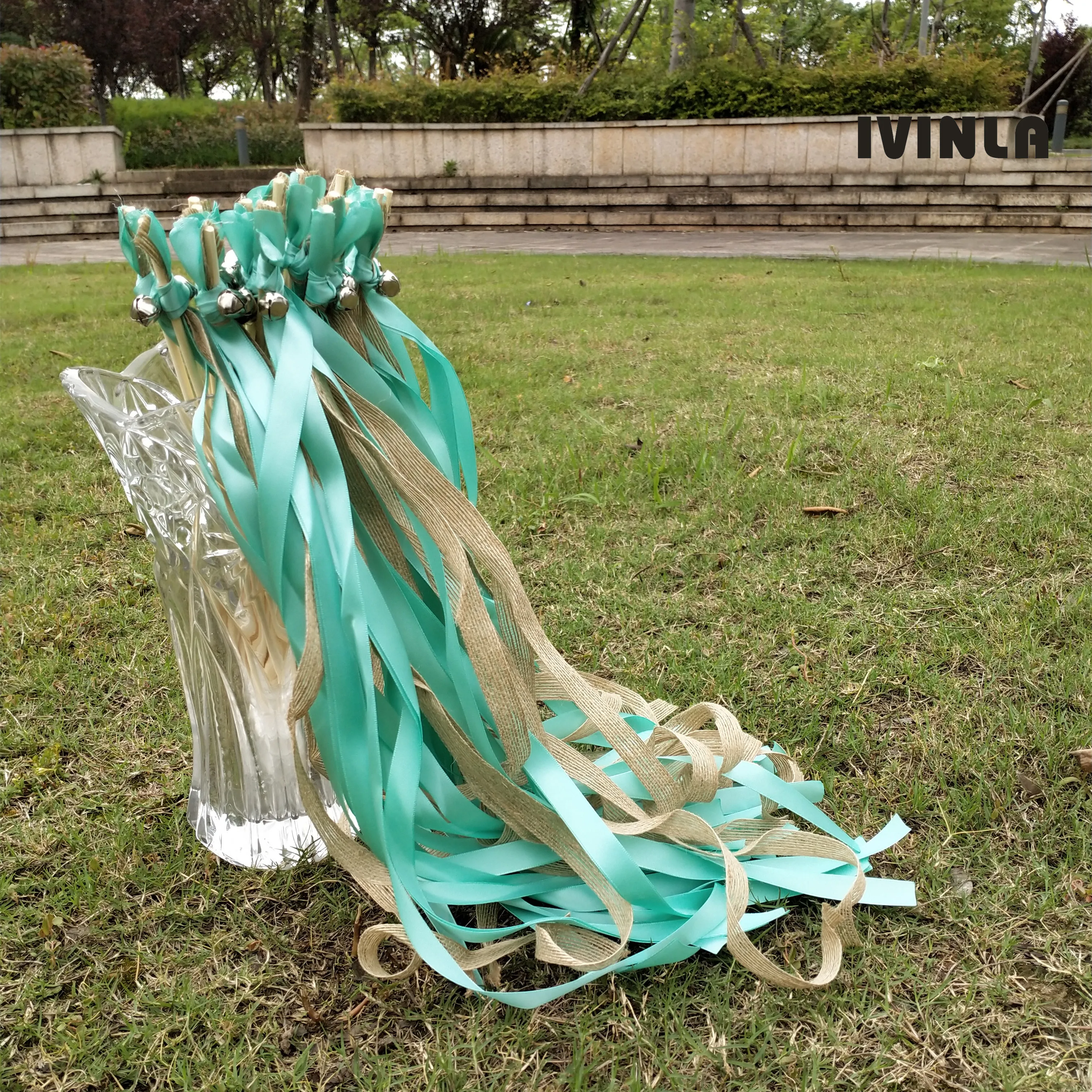 50pcs/lot  green jute Wedding Ribbon Wands with bell for wedding decoration