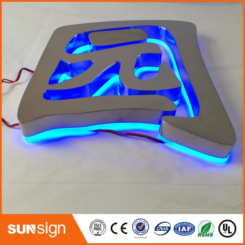 Panneau de sortie d'usine en acier inoxydable à LED, logo de lettres 3d, en acrylique, illuminant le signe de lettres 3d à led