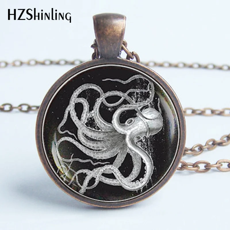 HZ--A537 New Vintage Octopus Necklace Octopus Pendant Glass Animal Jewelry Glass Dome Necklace Vintage HZ1