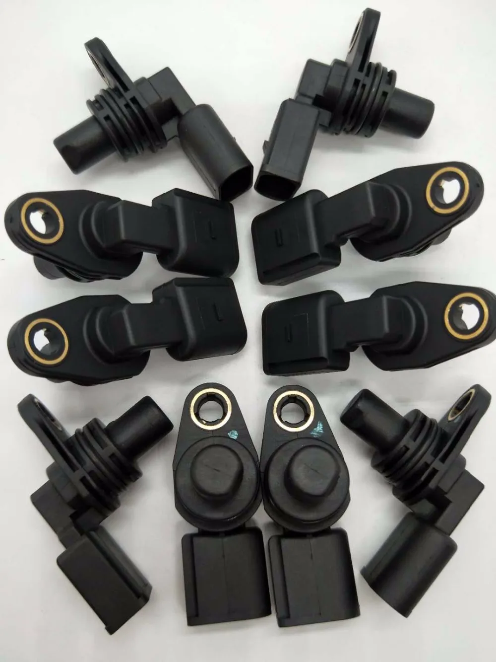 

SMD 10PCS High quality and low price CAMSHAFT POSITION SENSOR 036907601 036907601A 036907601B FOR AUDI SEAT SKODA