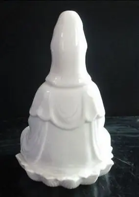 Exquisite Chinese Classical Dehua Porcelain Kwan-yin Guanyin goddess Statue