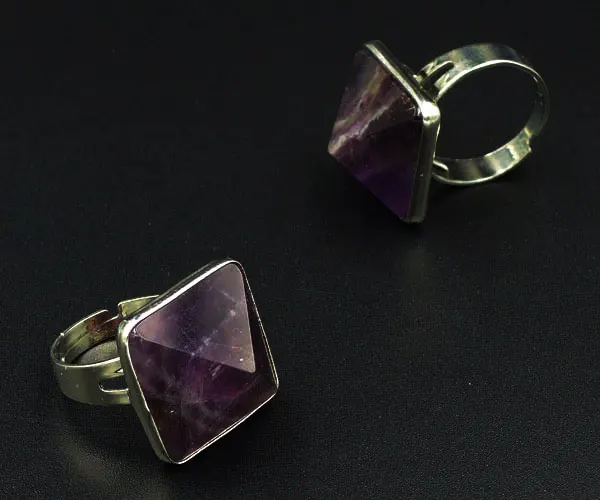 18*18mm Purple Quartz Crystal Pyramid Ring Filled Copper Casing Of Plating Platina