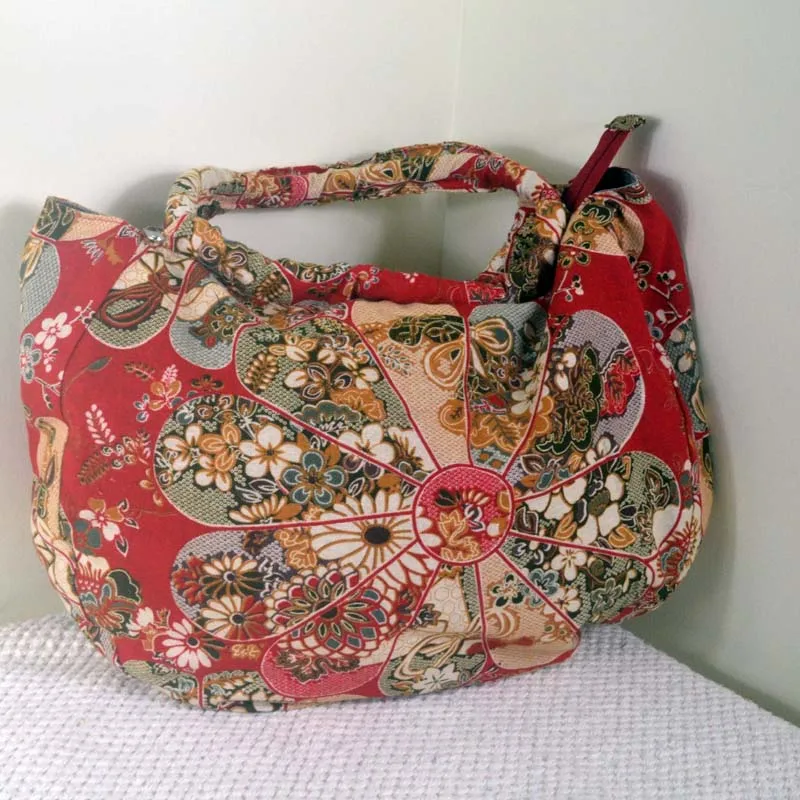 Vintage Handmade Hobos Bohemian Boho Bag Hippie Bags Women Shoulder Bag Classic Red Flower Women\'s Handbags Cotton