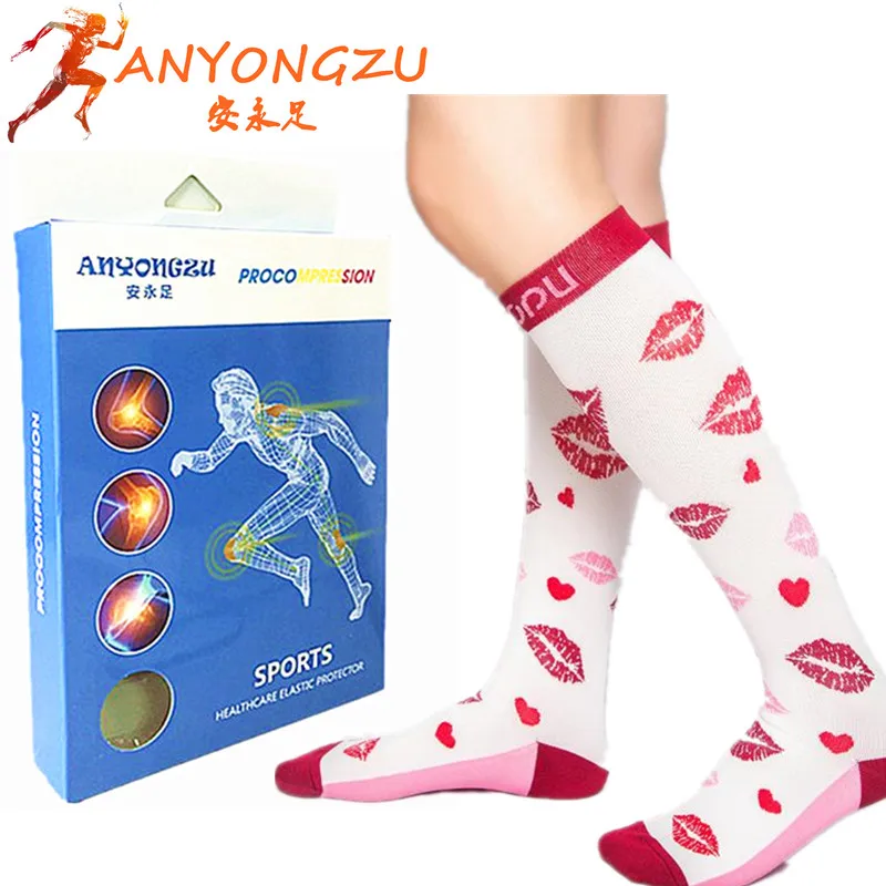 

Men Women Sports Nylon Breathable Comfortable Lip Pattern Printing Functional Gradient Protect Comfortable Legs Stocking