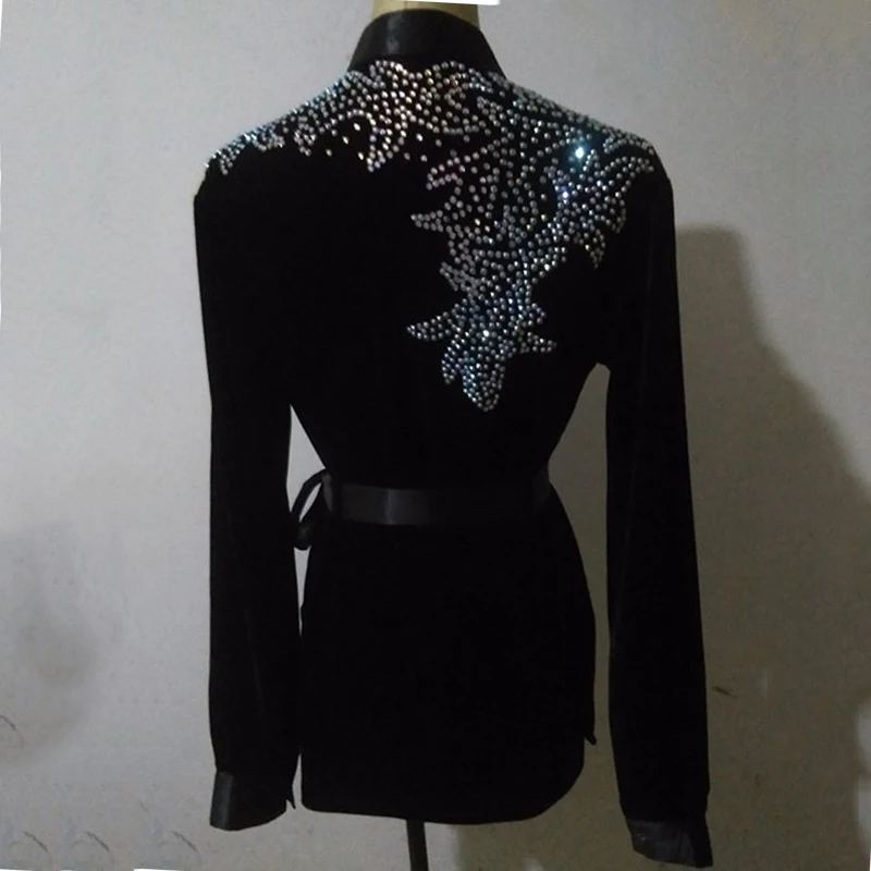 Latin Dance Shirts Men Black Long Sleeve Shiny Diamond Tops Male Ballroom Shirt Competition Performance Wear Customize DN2371