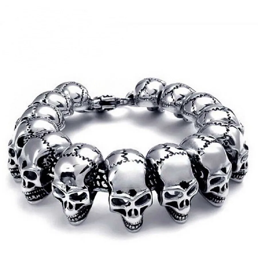 

Skull Bracelets Fashion domineering personality titanium steel bracelet