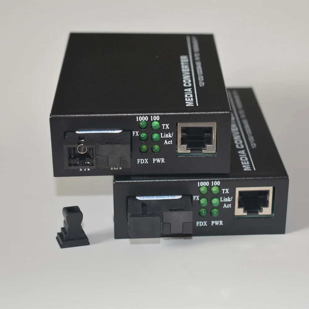 

High Quality 10/100/1000Mbps Gigabit Ethernet to Fiber Media Converters for CCTV Security system 1Pair