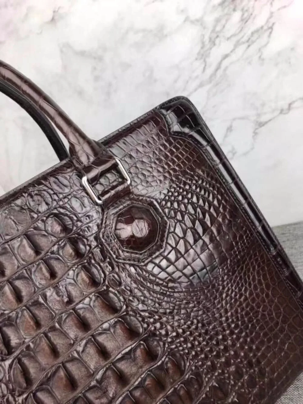 2018 newly design Men\'s Genuine/Real 100% Crocodile Skin Briefcase Laptop Bag, Crocodile skin Business Men Bag brown color