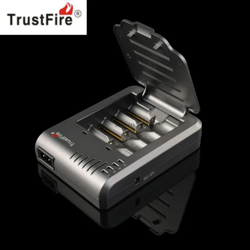 Trustfire Universal Charger TR-003 4P li-ion battery charger 18650/10430/10440/14500/CR123A/17500/17670