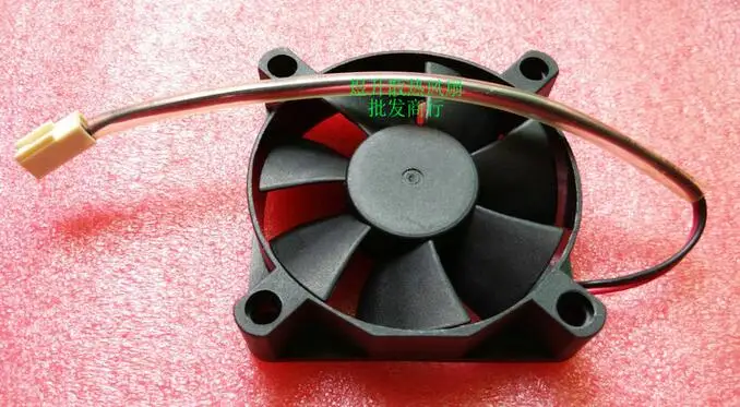 

RDM6015S 60*60*15MM DC12V 0.13A 2 wire chassis power 6CM fan