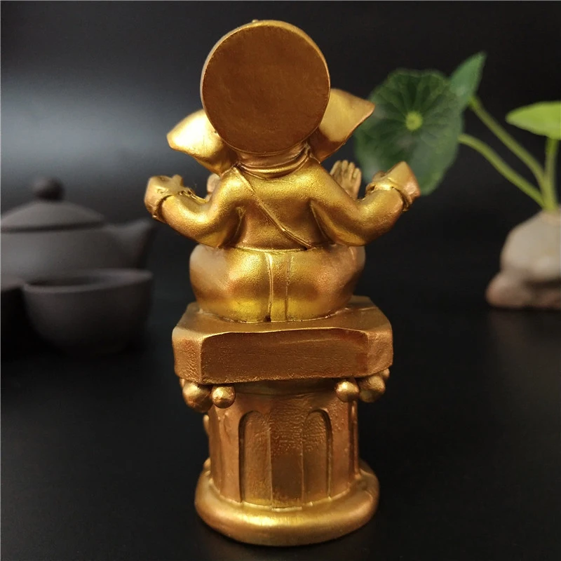 Gold Lord Ganesha Buddha Statue Garden Decoration Indian Elephant God Sculpture Figurine Home Decor Buddha Statues Resin Craft