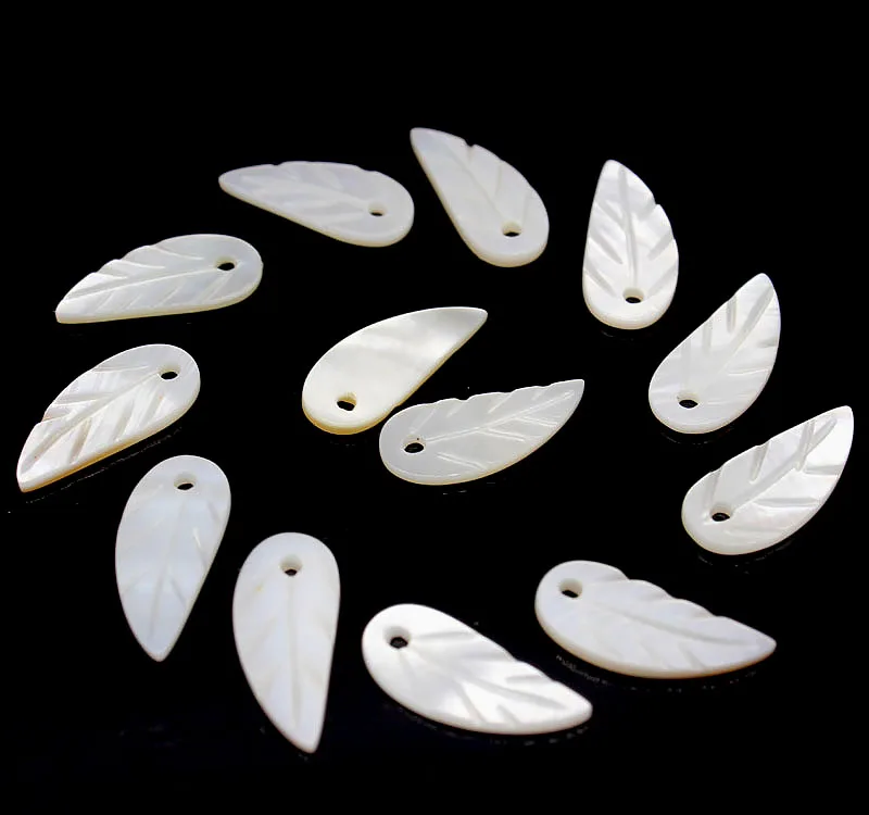 200pcs mini small MOP Shell Carved Leaf Pendant,mother of pearls shell leaf, shell pendant, leaf beads