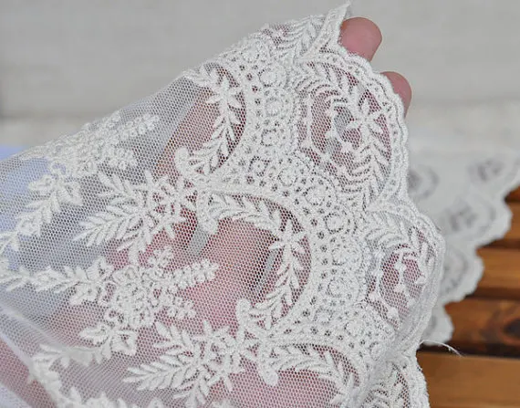 3 yard Floral Wedding Lace Fabric Embroidery Bridal Lace Scallop Alter Accessories Vintage Luxury Style Wide LaceWSCX035M