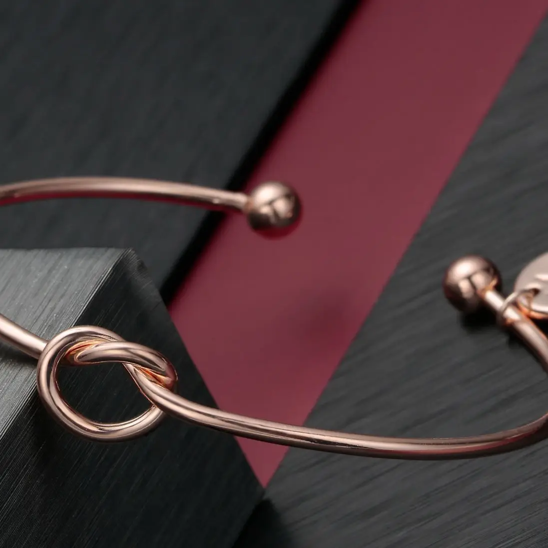 NEW YEAR Rose Gold Circle Heart-shaped Women\'s Bracelet
