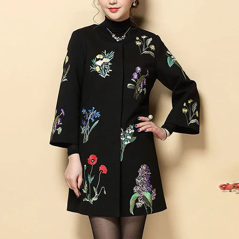 Vintage Palace Embroidered Autumn And Winter Coat Women New Arrival Chinese Style Runway Ladies Elegant Coat Plus Size M-5XL